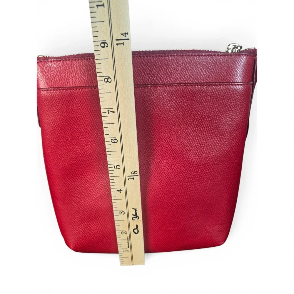 Coach Kitt Messenger Crossbody Bag Red Crossgrain Leather Gold‎ Hardware
